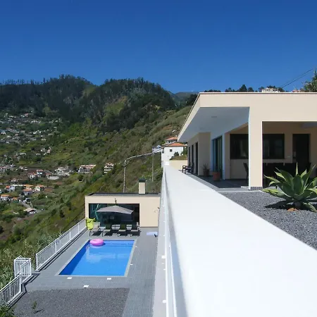 Arco Da Calheta Sleeps 6 With Pool And Air Con *